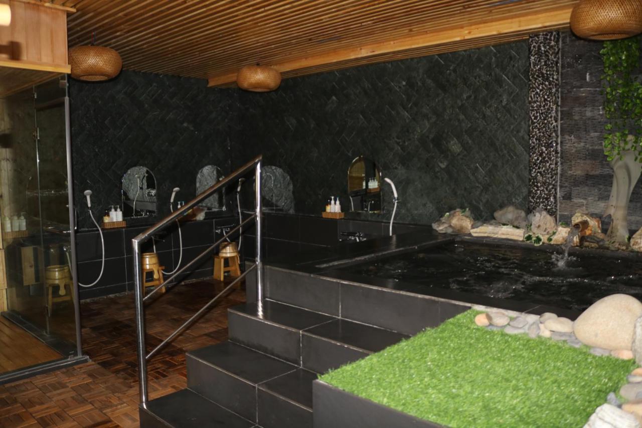 Saigon Hot Spring Căn hộ TP. Hồ Chí Minh