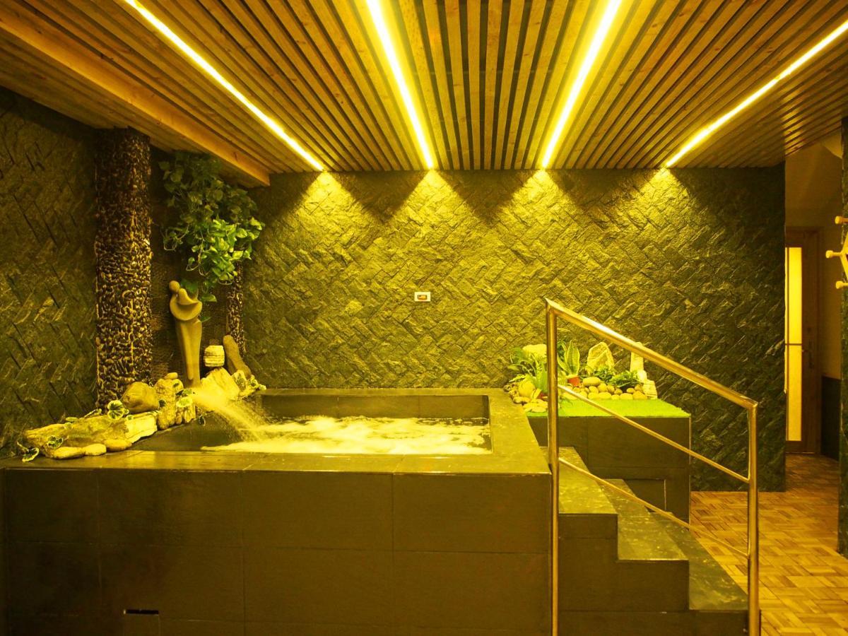 Saigon Hot Spring * TP. Hồ Chí Minh